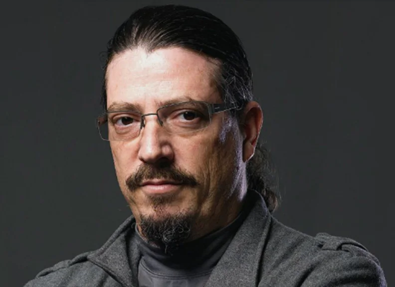 Portrait of artist, researcher, designer, and curator Oron Catts